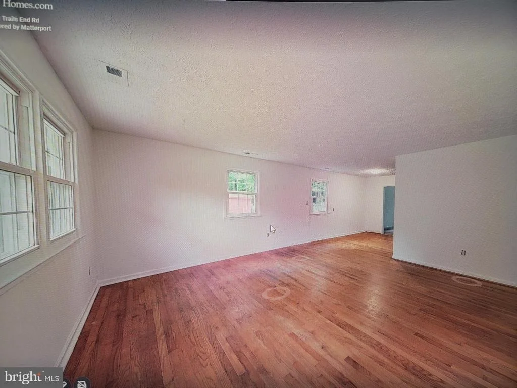 Photo of 7013 TRAILS END ROAD