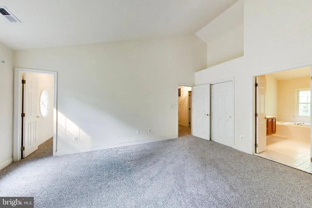 Photo of 6228 GARDEN ROAD