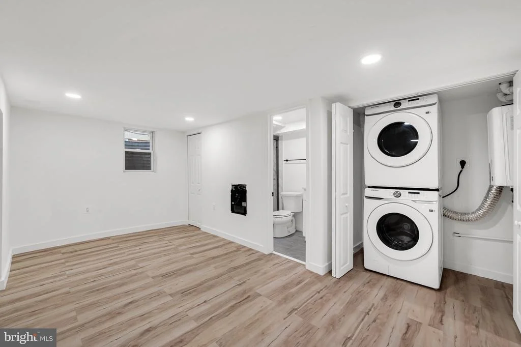 Photo of 710 SILVER SPRING AVENUE