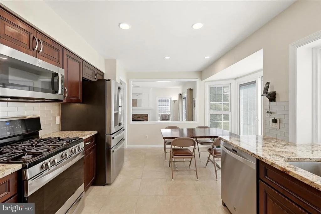 Photo of 705 FOXTAIL CIRCLE NE