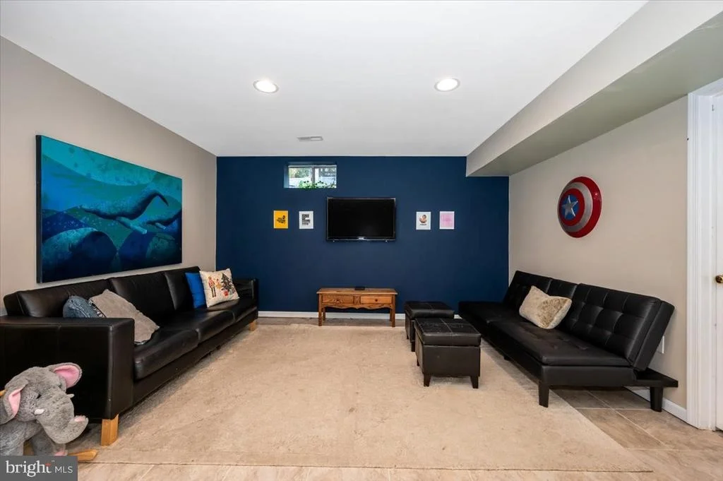 Photo of 9548 KINGSTON PLACE