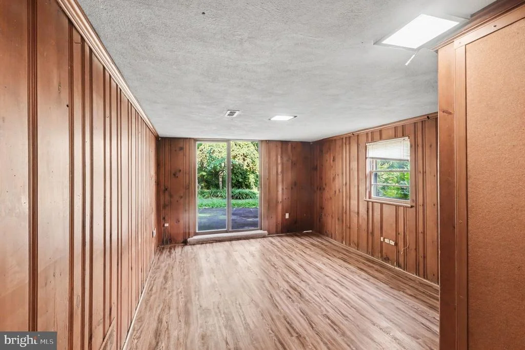 Photo of 1202 HILLSIDE BOULEVARD