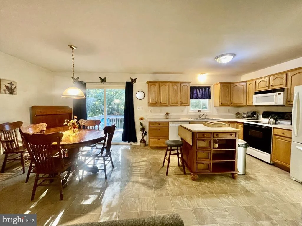 Photo of 33 HIGHVIEW DRIVE