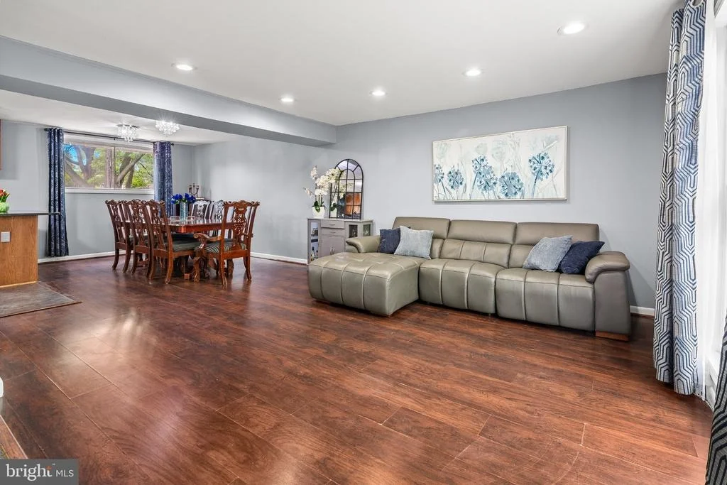 Photo of 2428 FOREST GREEN ROAD