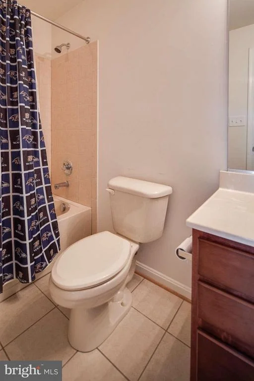 Photo of 5926 FAIRLEE ROAD