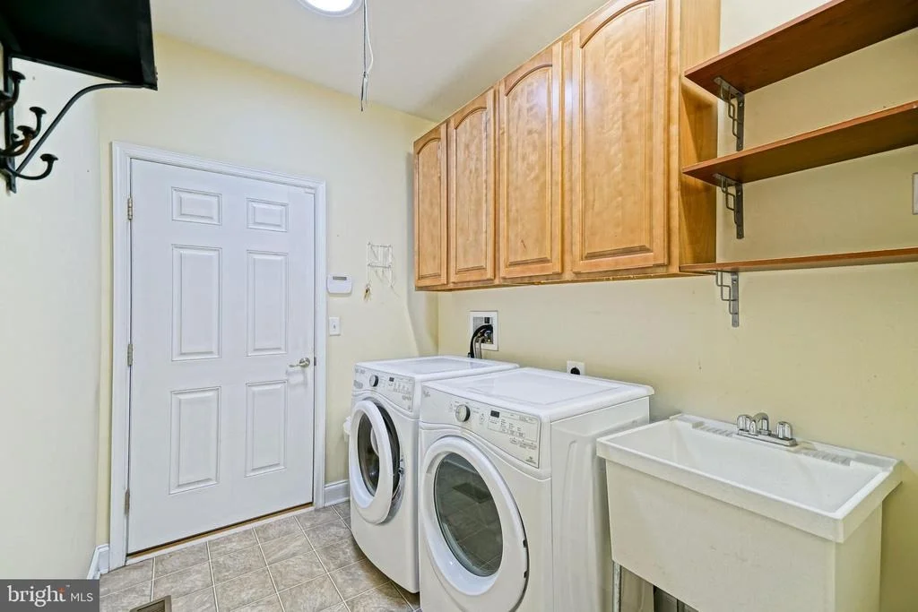 Photo of 17322 MERLIN LANE