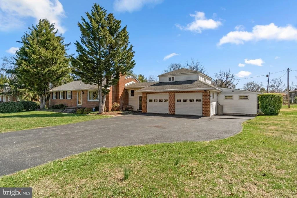 Photo of 7203 PEEKSKILL DRIVE