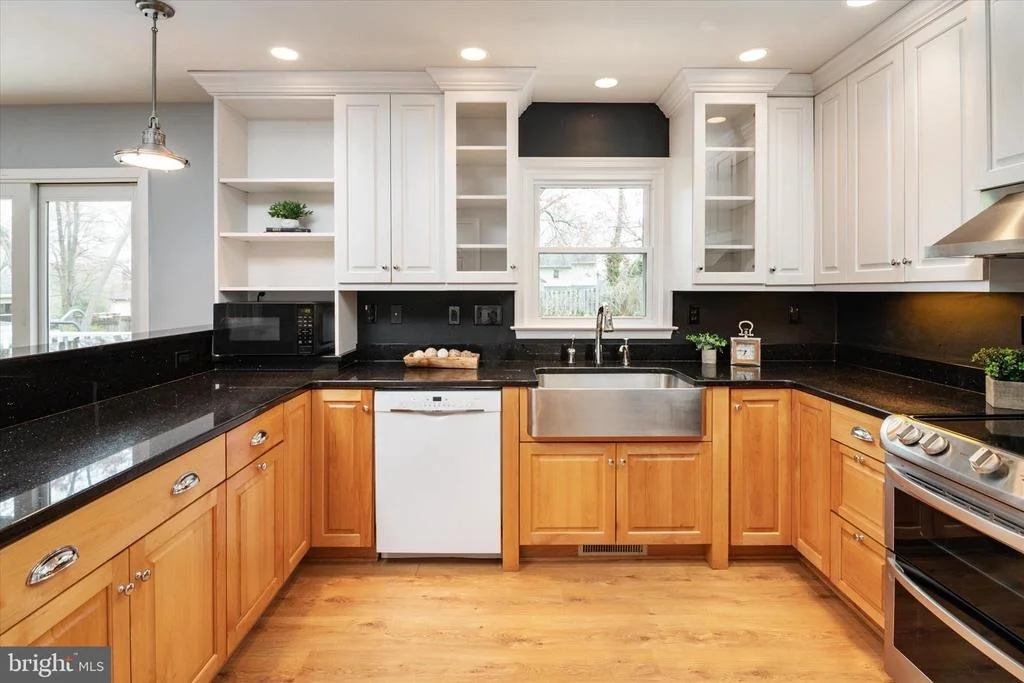 Photo of 206 ARMSTRONG LANE