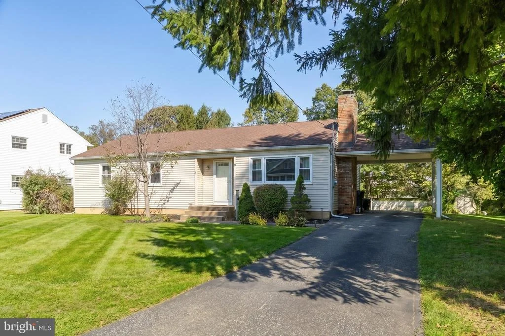 Photo of 407 FRANKLIN ROAD