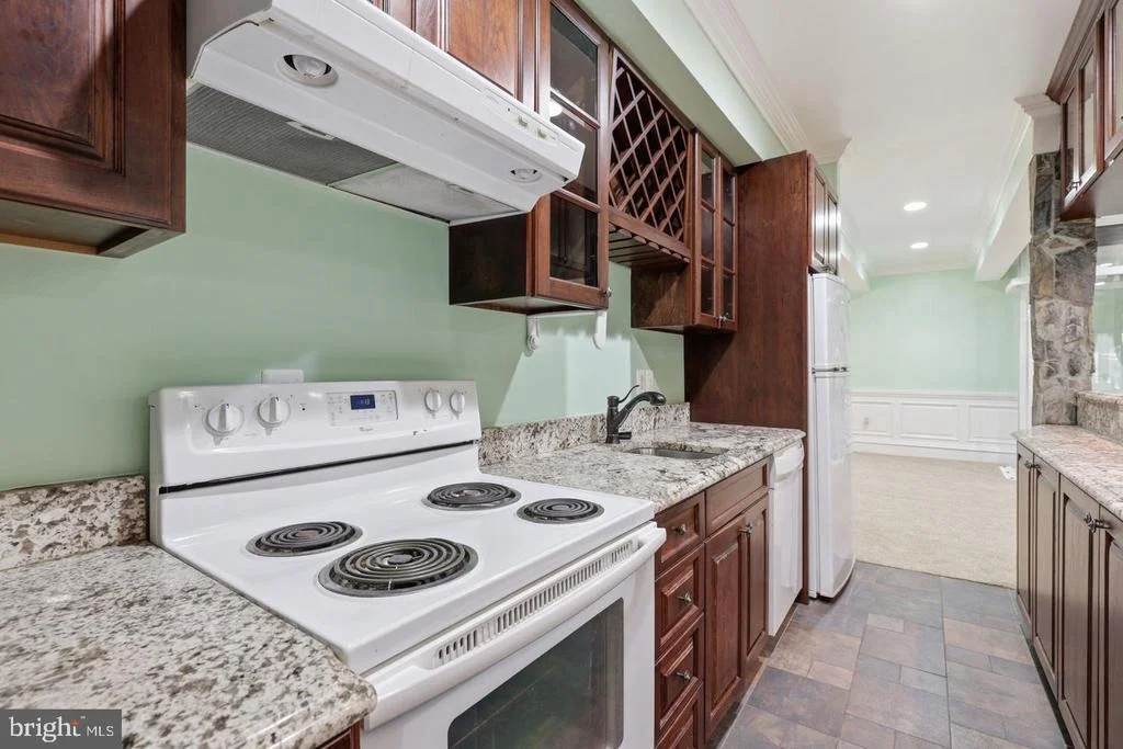 Photo of 8813 OAK LEAF DRIVE