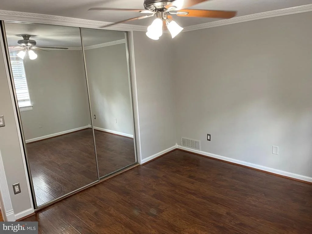 Photo of 4502 CUB RUN ROAD