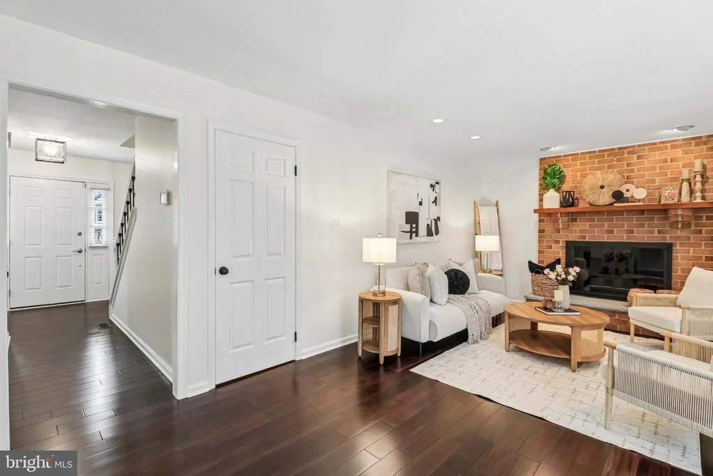 Photo of 11400 SYMPHONY WOODS LANE