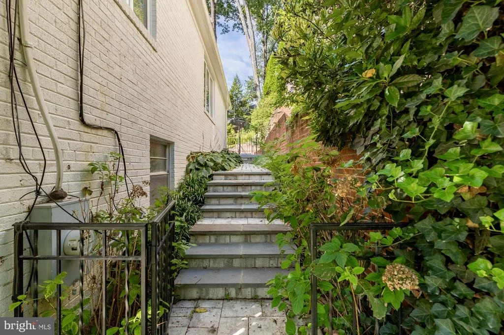 Photo of 4508 28TH NW