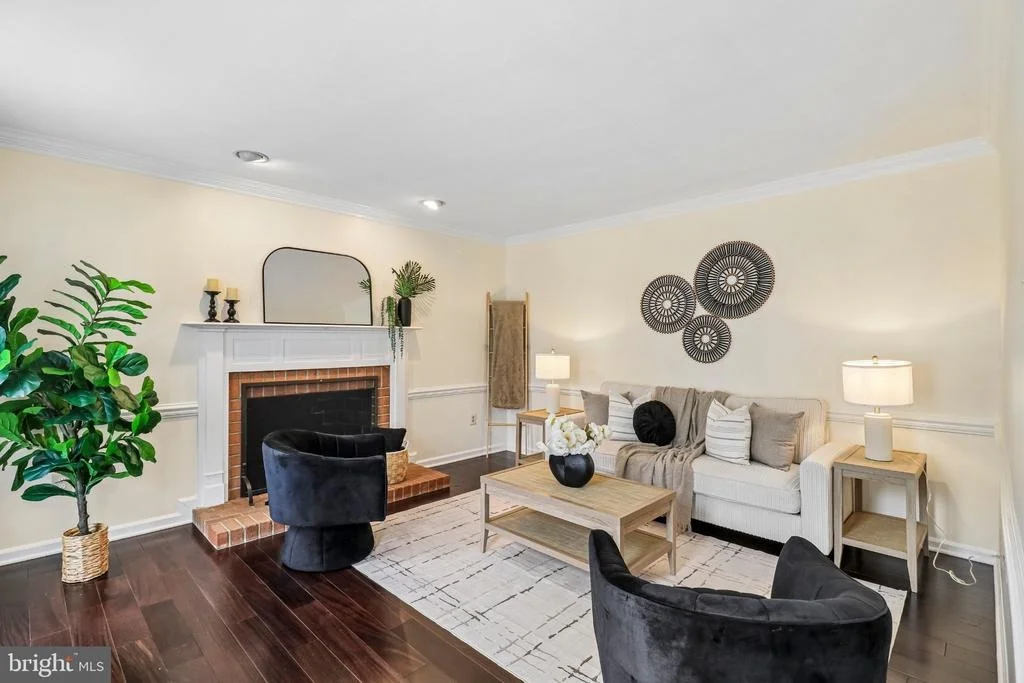 Photo of 11400 SYMPHONY WOODS LANE