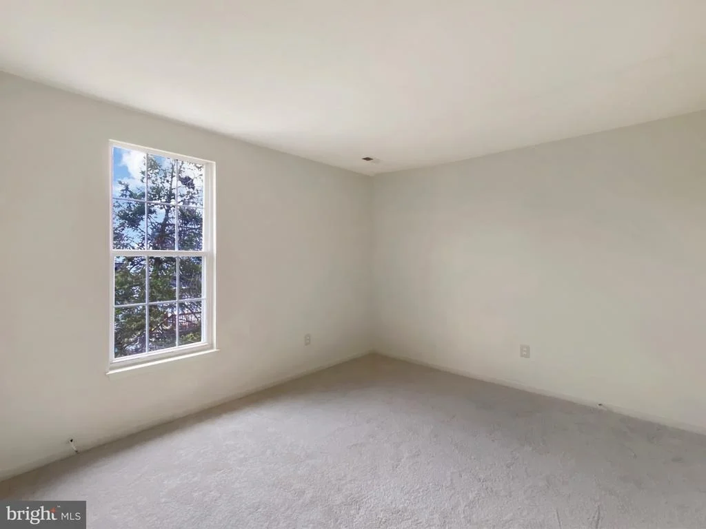 Photo of 623 HUNTING RIDGE DRIVE