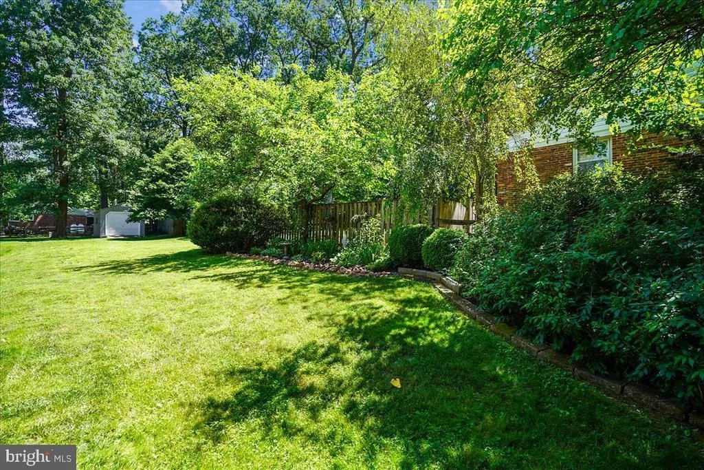 Photo of 18901 MUNCASTER ROAD