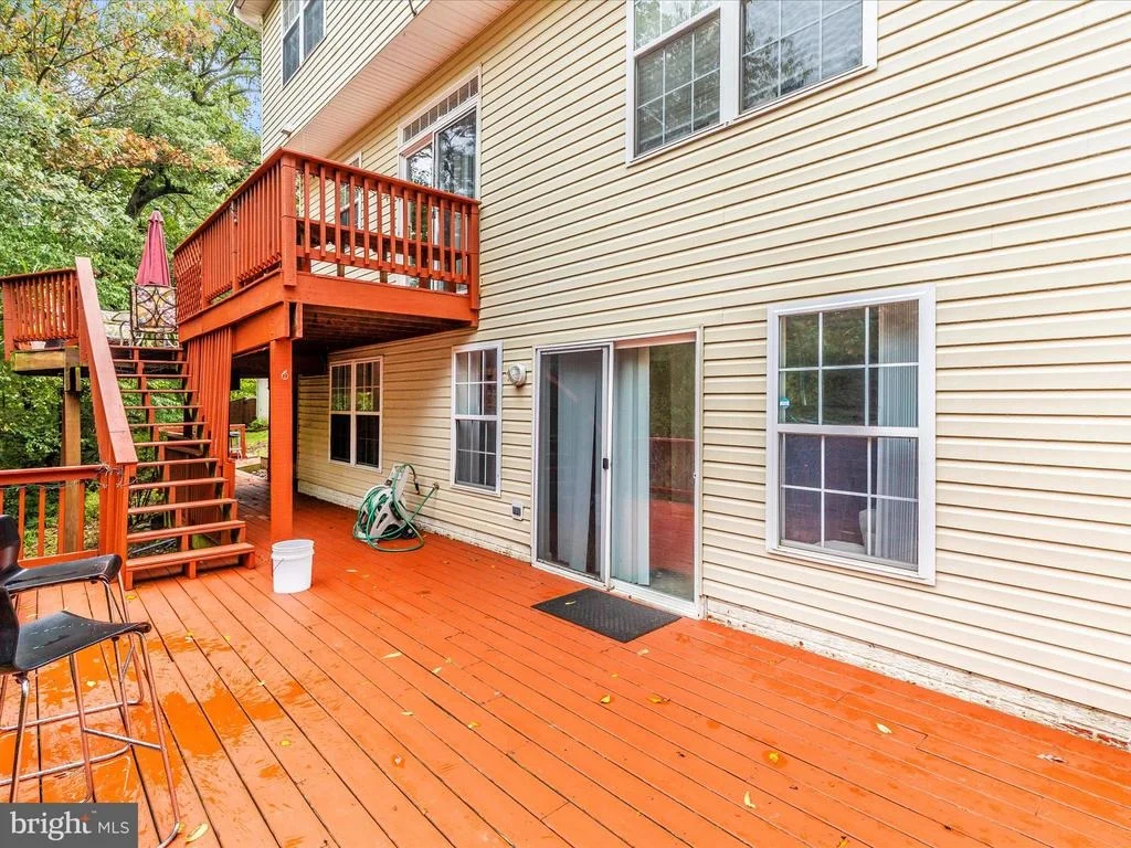 Photo of 5732 CRESTRIDGE COURT