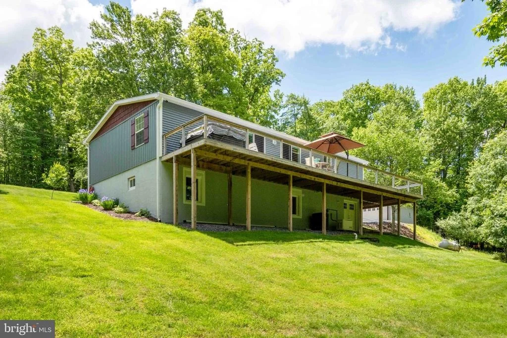 Photo of 511 HILLTOP ROAD