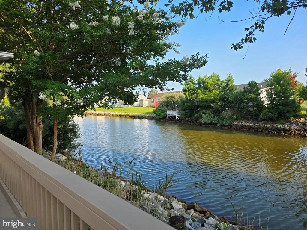 Photo of 18 COASTAL DRIVE