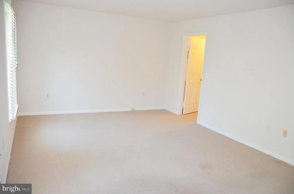 Photo of 837 COXSWAIN WAY