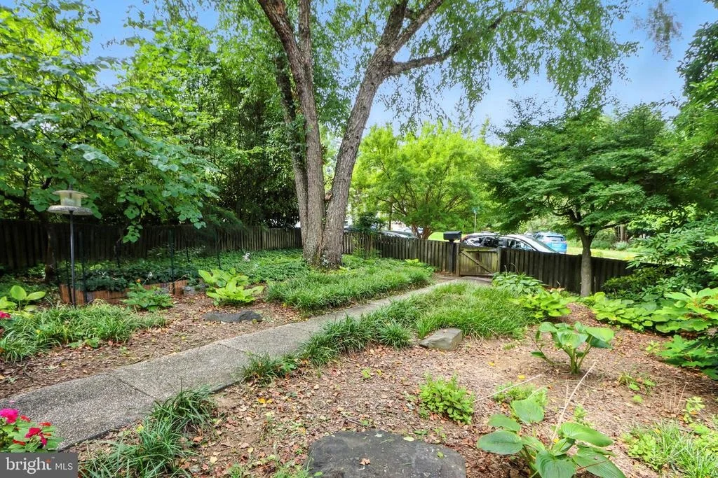 Photo of 5721 RIDGEDALE ROAD