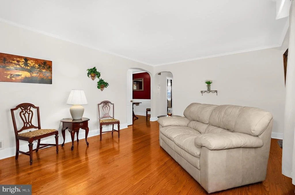 Photo of 545 FOREST VIEW ROAD