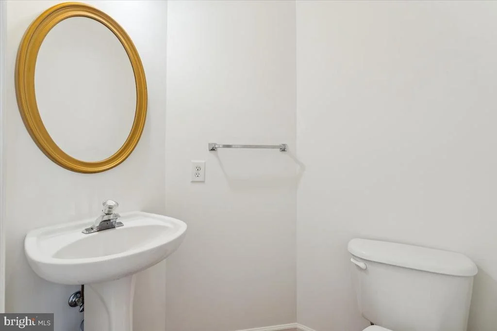 Photo of 5180 BOSCOMBE COURT