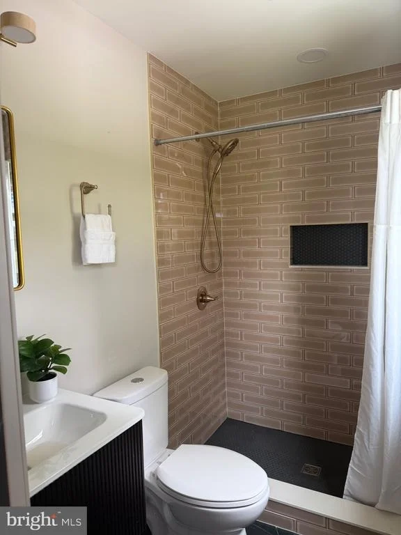 Photo of 1023 BAYARD ROAD
