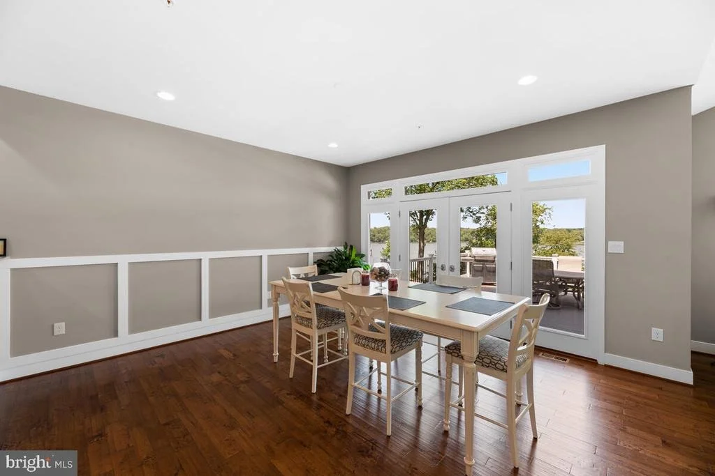 Photo of 1162 OAK VIEW DRIVE