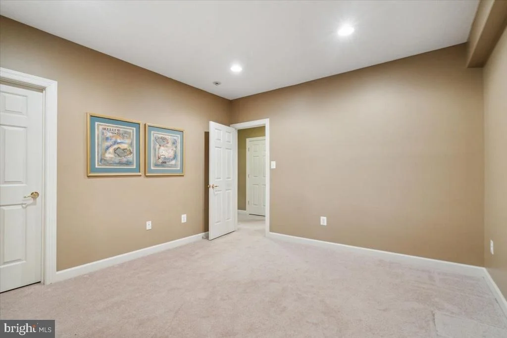 Photo of 9315 ELGIN LANE