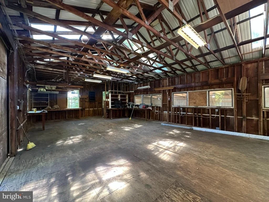 Photo of 15715 AVERY ROAD
