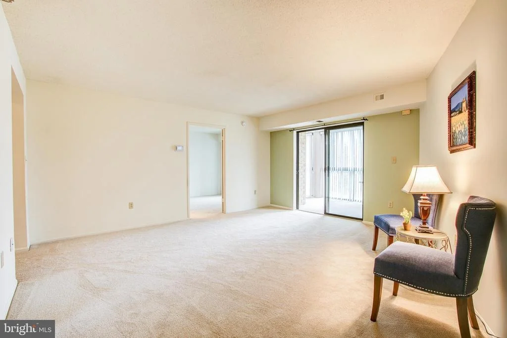 Photo of Unit 2326 at 15107 INTERLACHEN DRIVE
