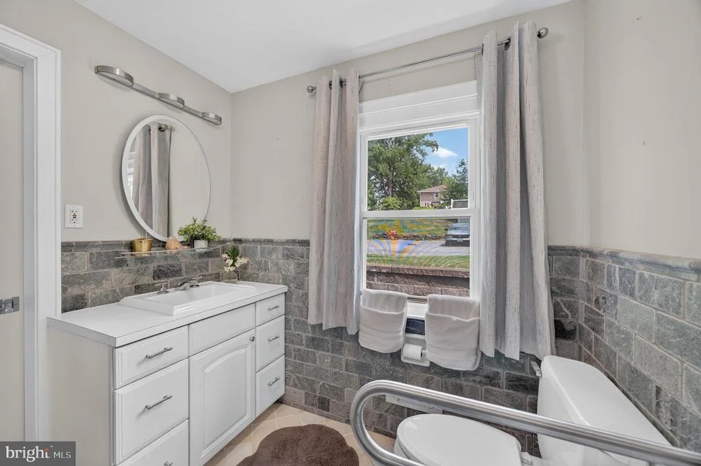 Photo of 2104 CEDAR CIRCLE DRIVE