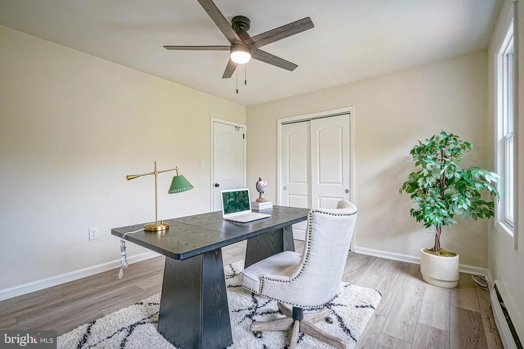 Photo of 299 HICKSTOWN ROAD