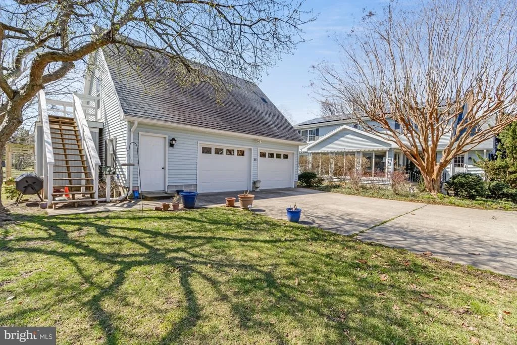 Photo of 15 HARBORVIEW ROAD