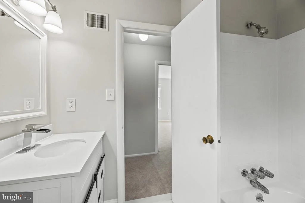 Photo of 312 STONEGATE DRIVE