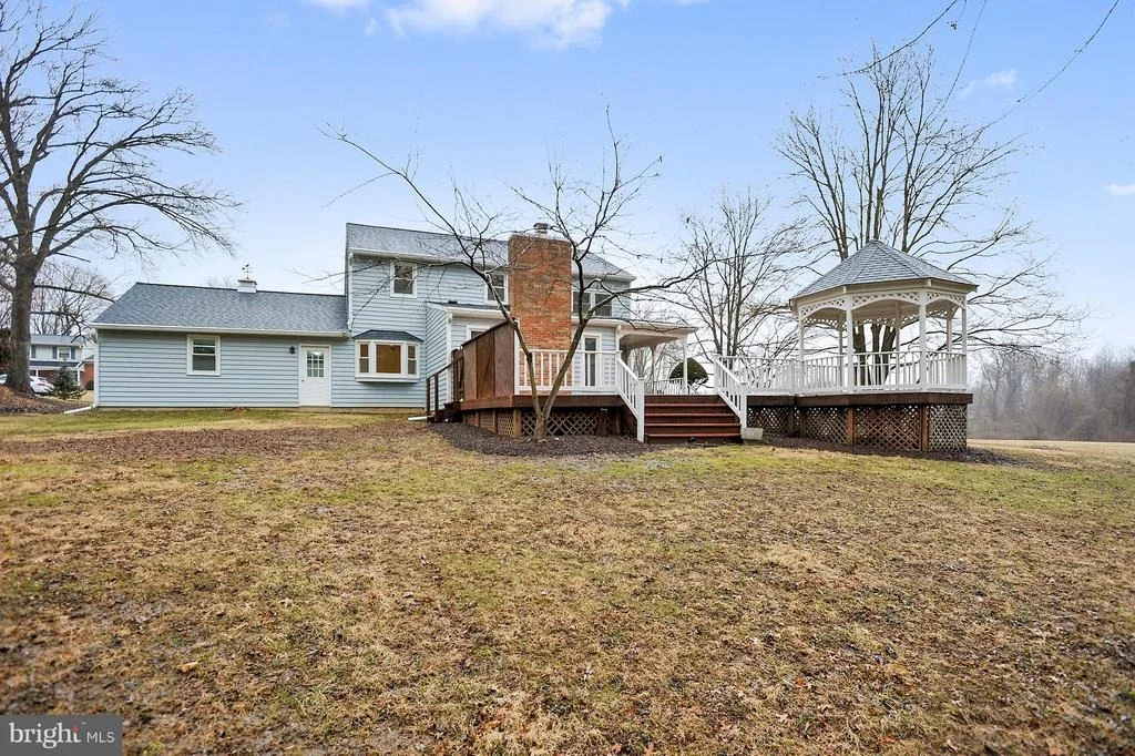 Photo of 1804 LONGMEAD ROAD