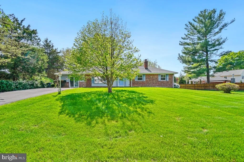 Photo of 18804 WILLOW GROVE ROAD