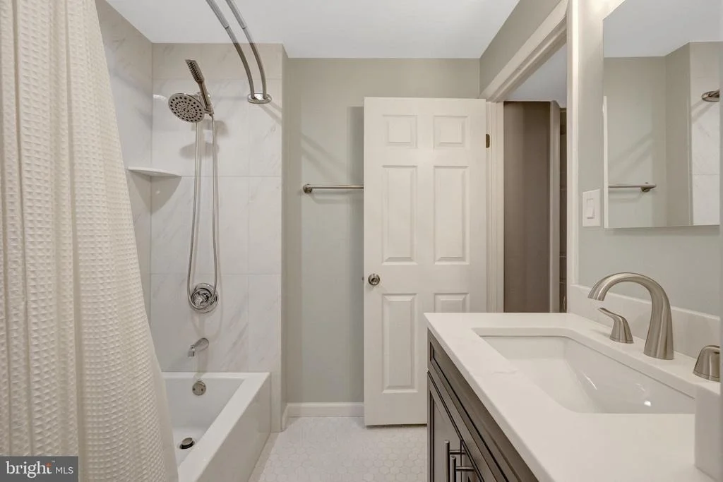 Photo of 1113 BICKSLER DRIVE