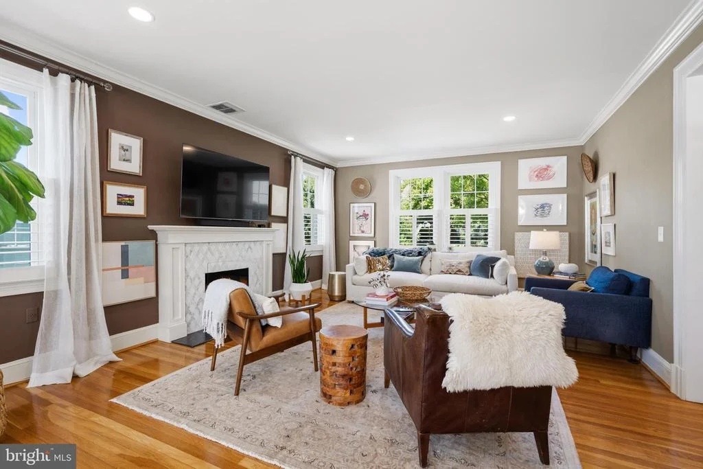 Photo of 4616 CHEVY CHASE BOULEVARD