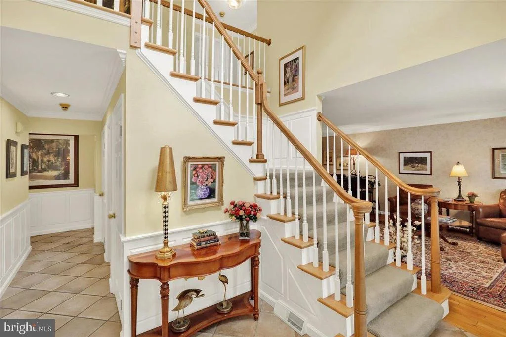 Photo of 225 LOGAN AVENUE