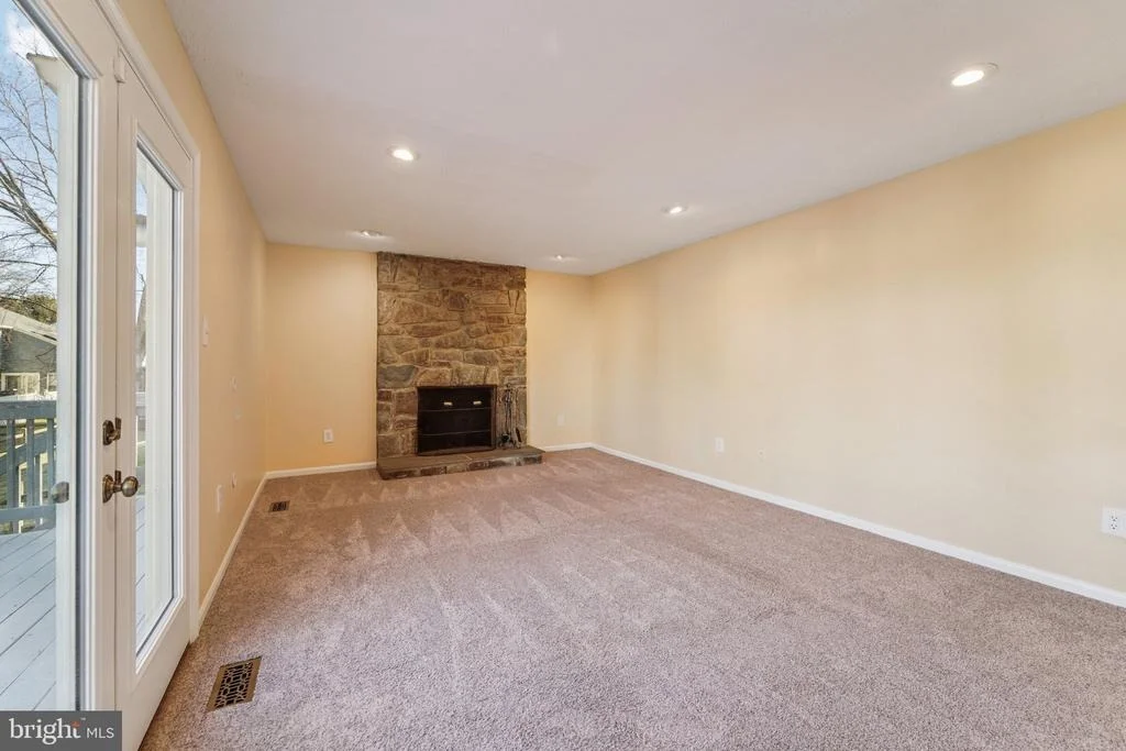 Photo of 216 BOOKHAM LANE