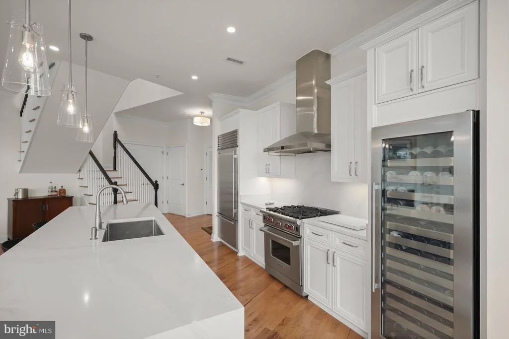 Photo of Unit 310 at 1210 R STREET NW