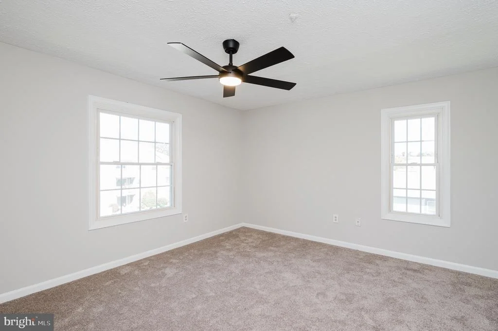 Photo of Unit 207J at 207 OAK LEAF CIRCLE