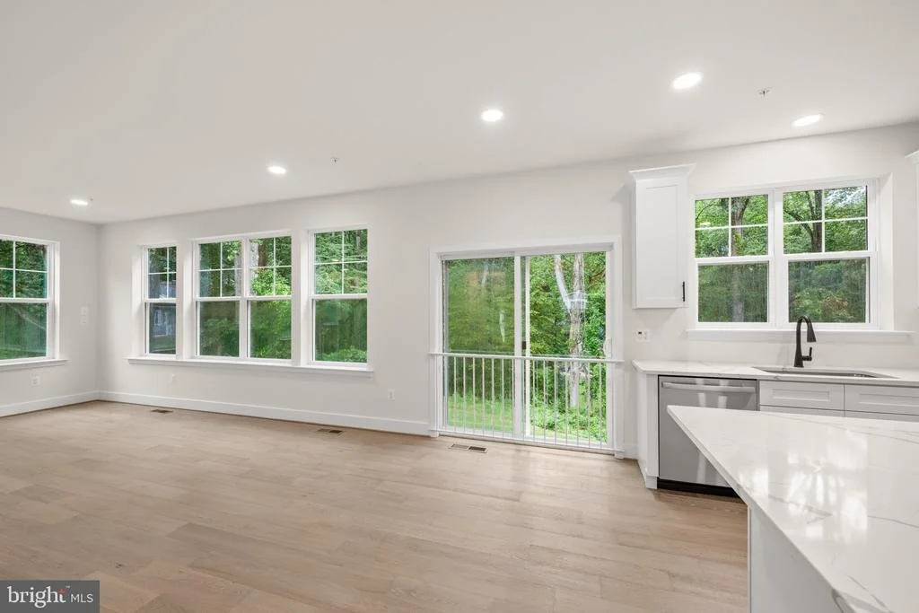 Photo of 2175 GLENCREST CIRCLE