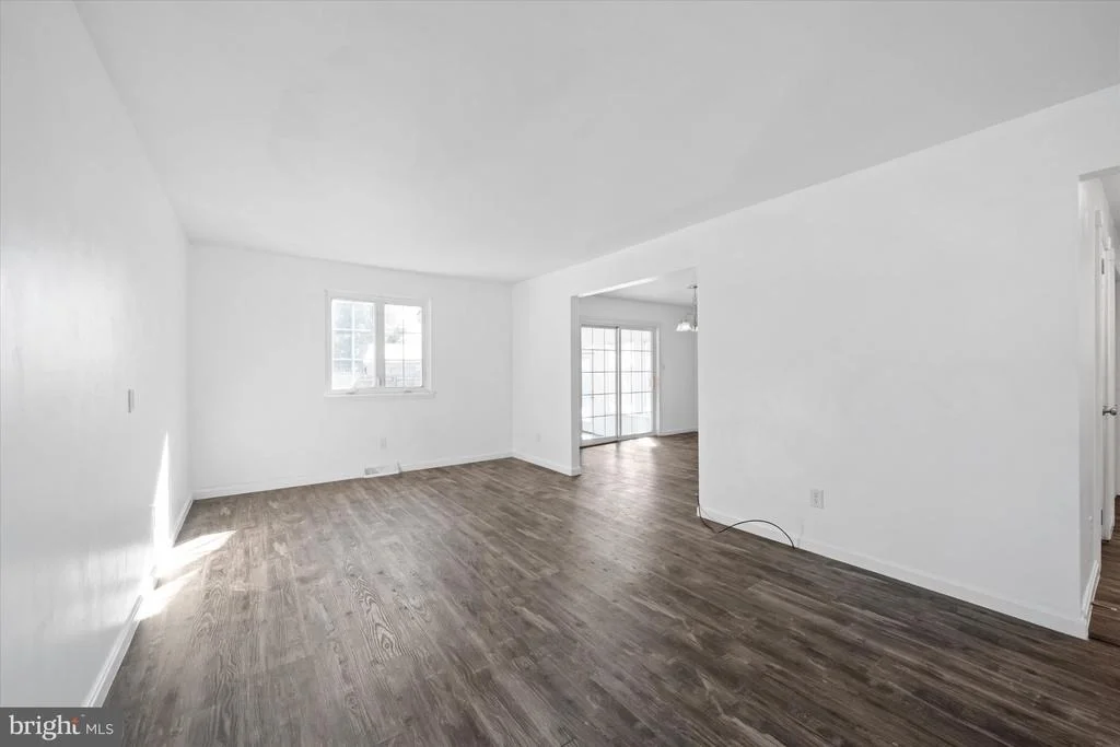 Photo of 19 SQUIRE CIRCLE