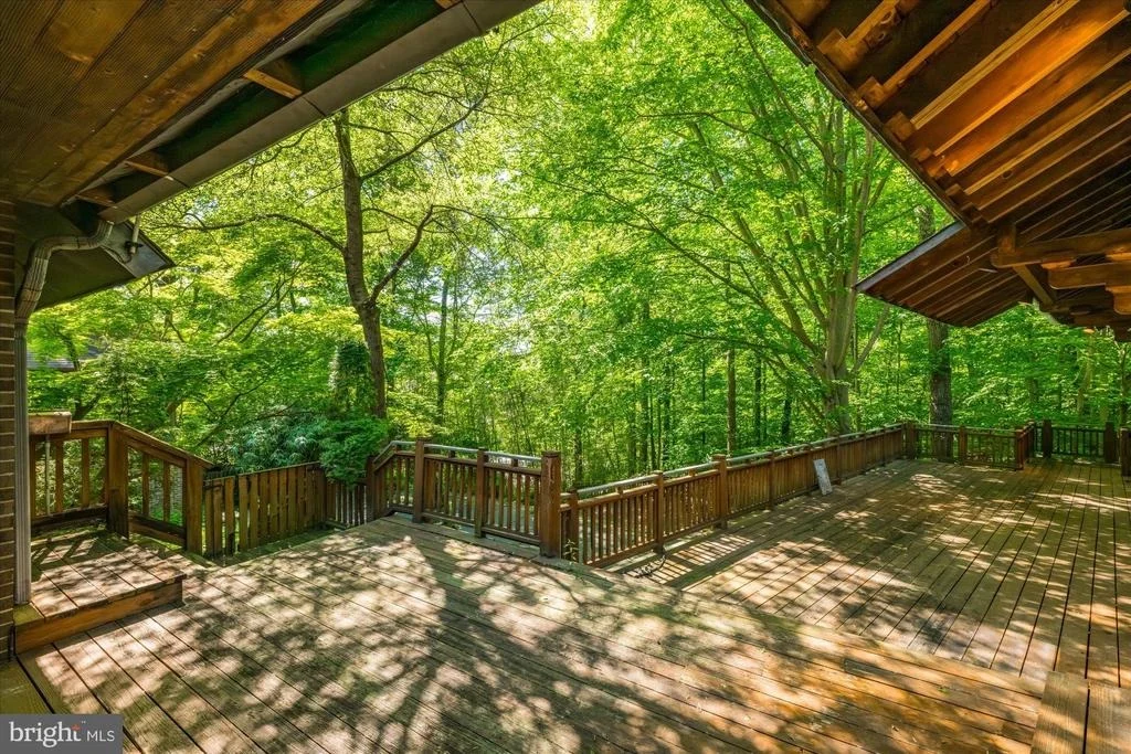 Photo of 7575 POTOMAC FALL ROAD