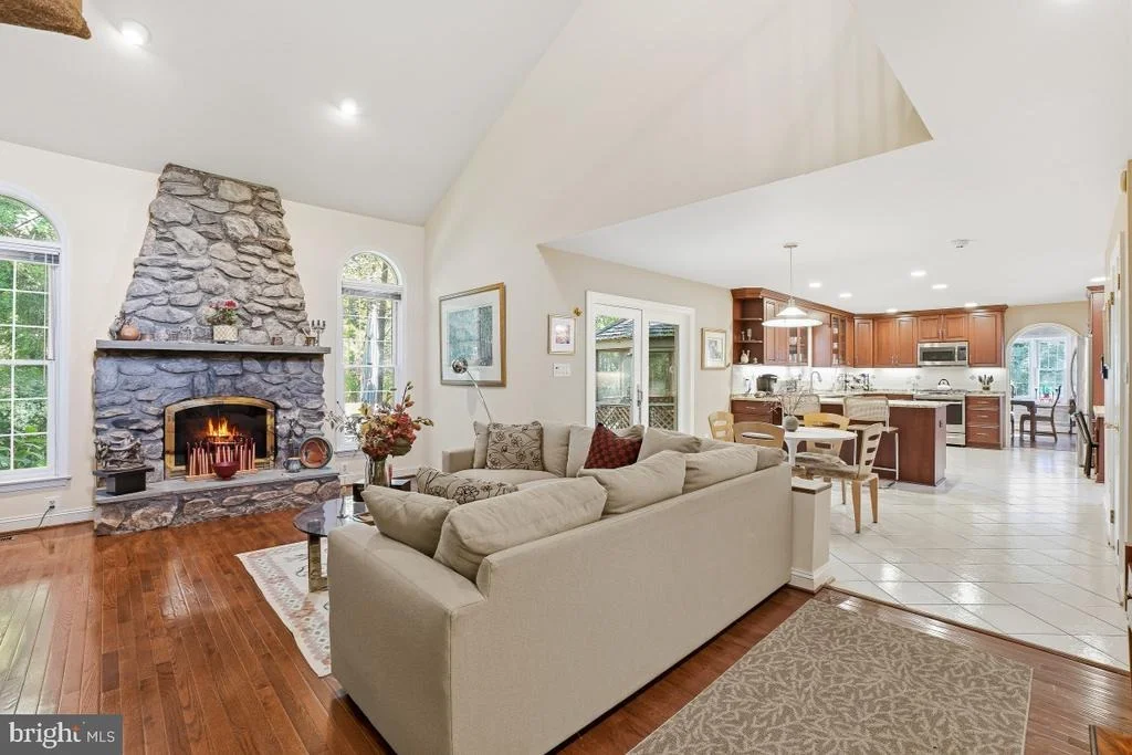 Photo of 2101 DRURY ROAD