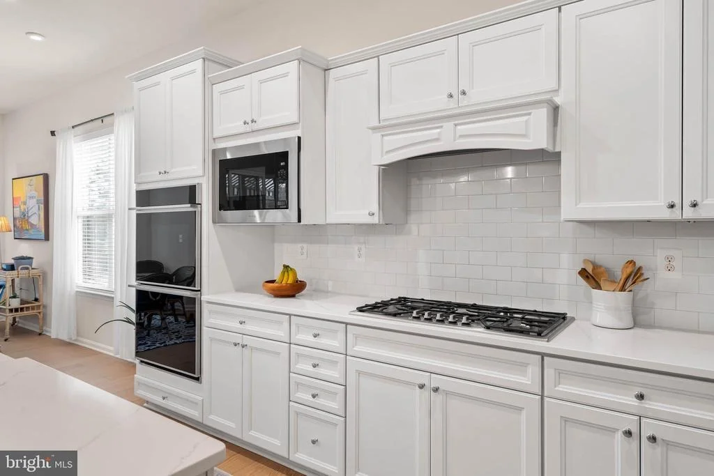 Photo of 23298 BOURBON CIRCLE