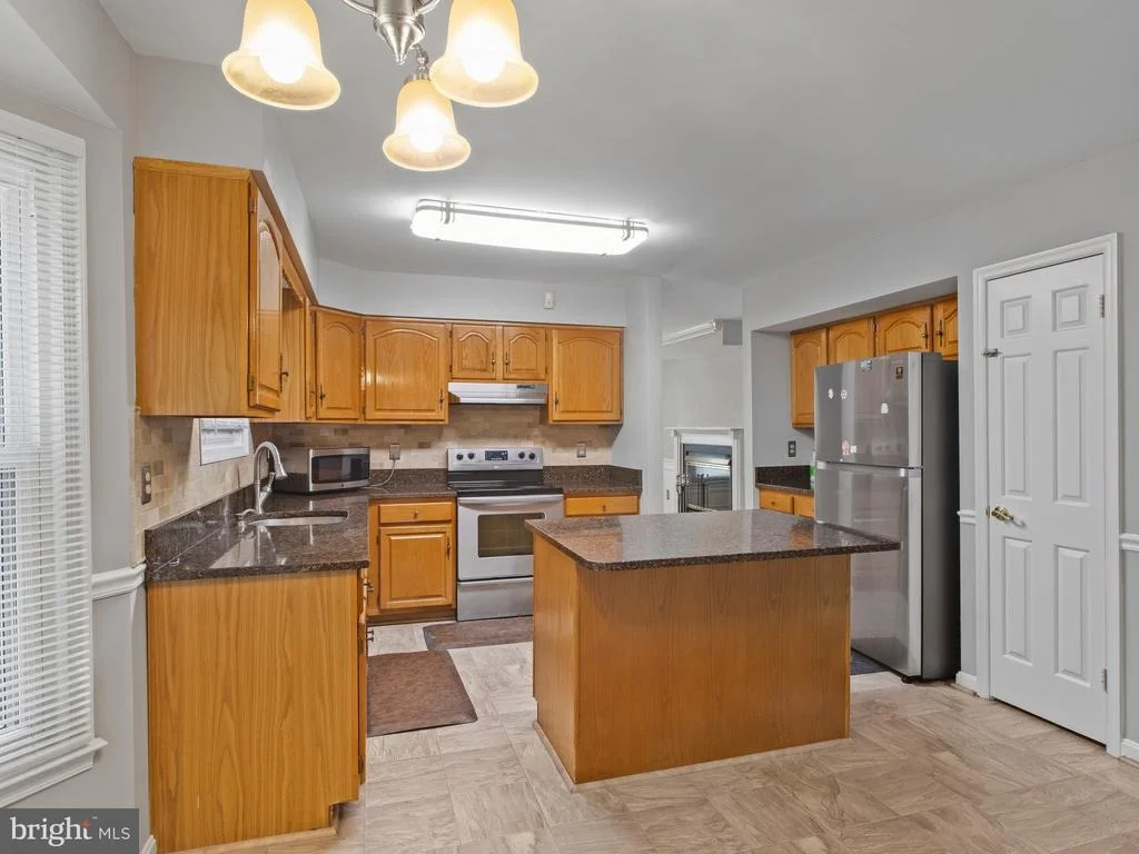 Photo of 9320 CREEKVIEW DRIVE